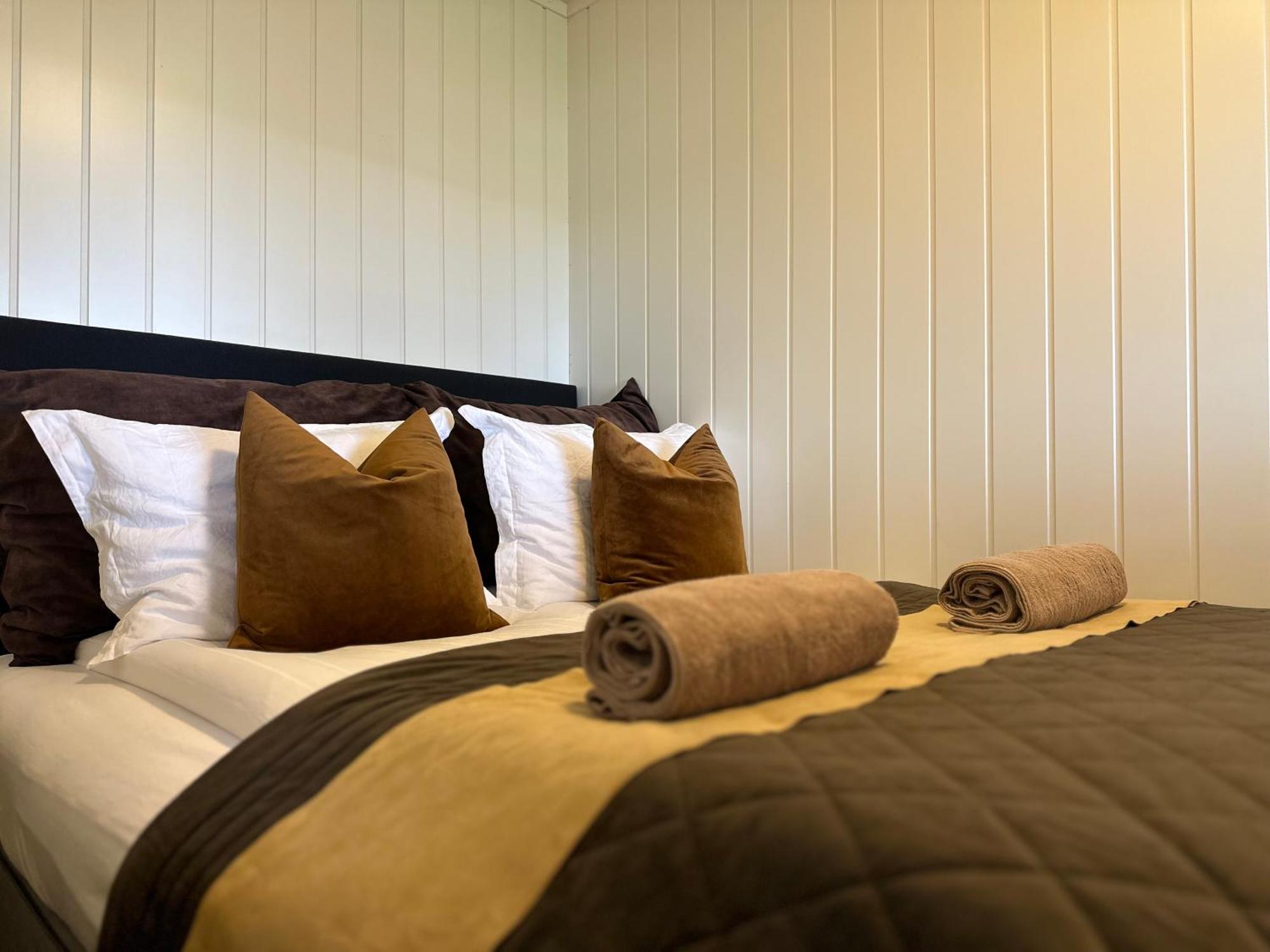 Panorama View - Free Parking - Perfect For Couples Appartement Tromsø Buitenkant foto